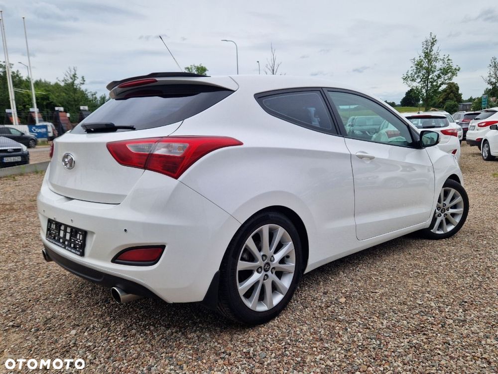 Hyundai i30 1.6 GDI Style - 24