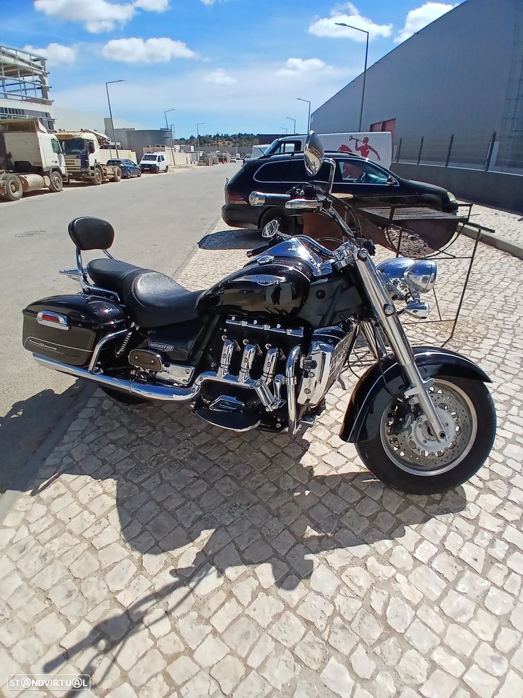 Triumph Rocket Touring - 2