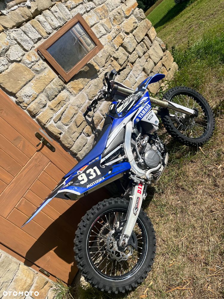 Yamaha YZF - 13