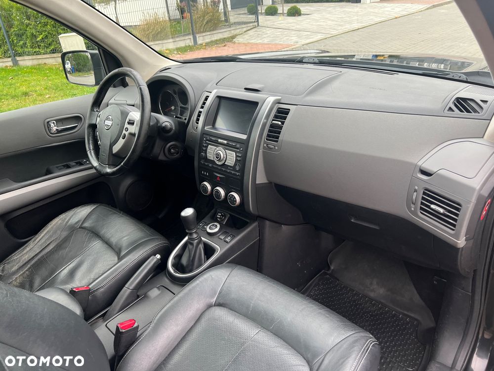 Nissan X-Trail 2.0 dCi XE - 19