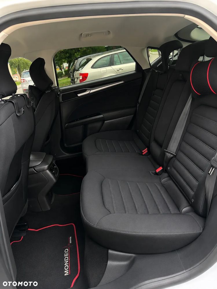 Ford Mondeo 1.5 EcoBoost Titanium - 8