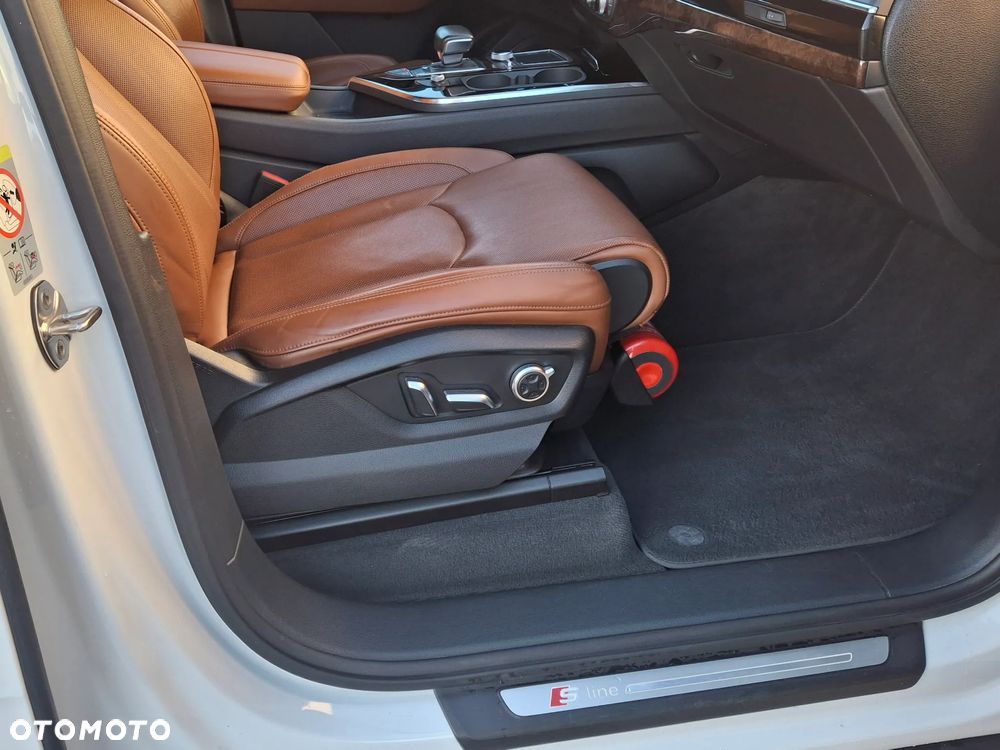 Audi Q7 3.0 TDI ultra Quattro Tiptronic - 33
