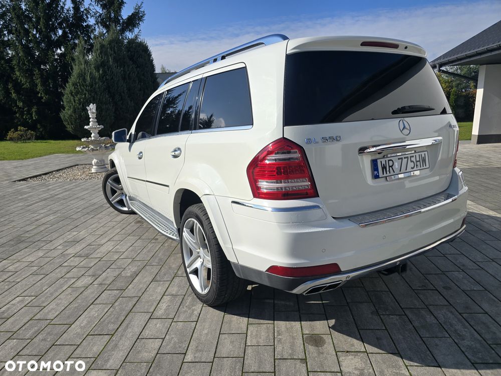 Mercedes-Benz GL 500 - 11
