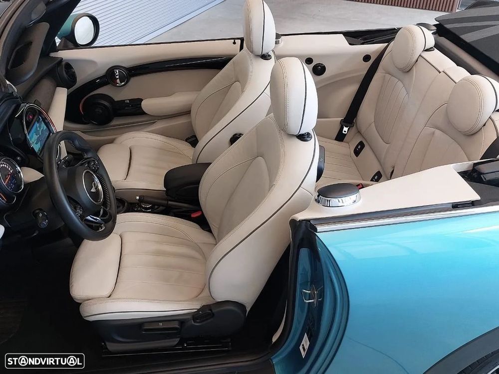 MINI Cabrio Cooper D Auto - 26