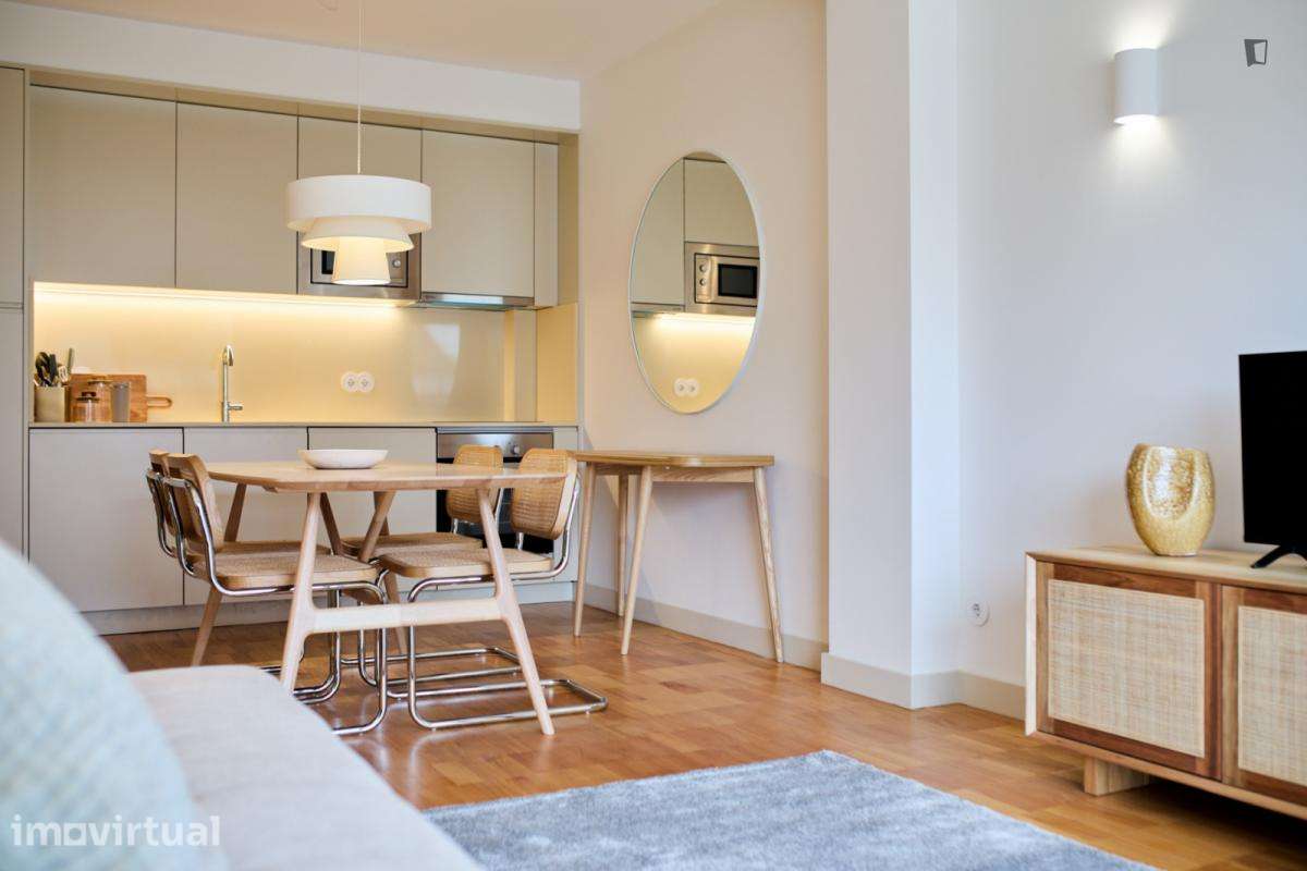 Apartamento com 1 quartos - localizado em Santo Ildefonso Porto - Grande imagem: 5/19