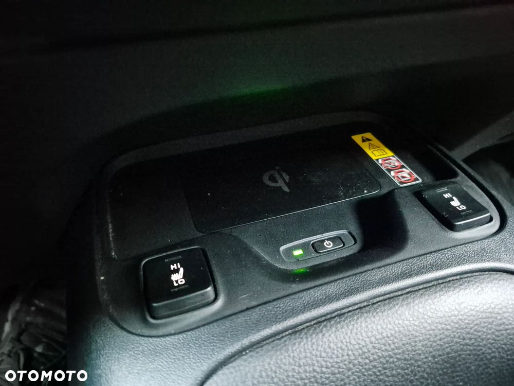 Toyota Corolla 1.8 Hybrid Comfort - 14