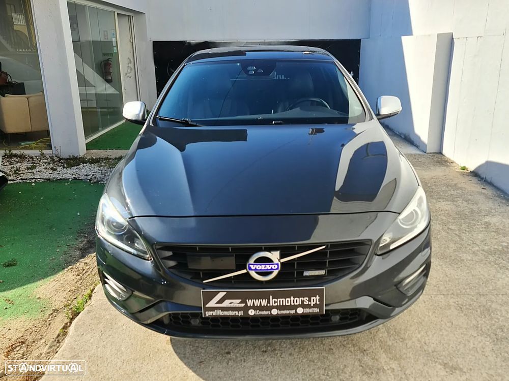 Volvo V60 2.4 D6 R-Design Sum.AWD Phev - 2