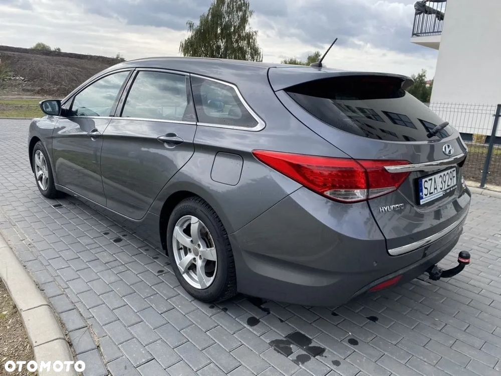 Hyundai i40 1.6 GDI Comfort + - 7