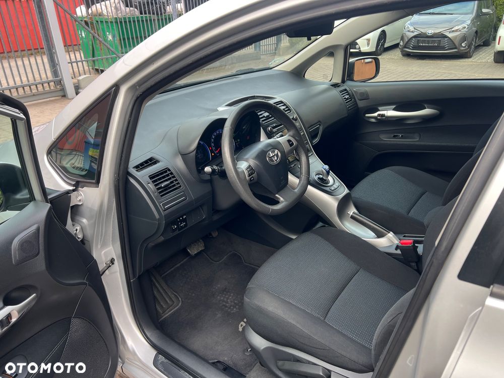 Toyota Auris - 19