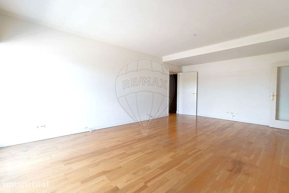 Apartamento T2 para arrendamento - Grande imagem: 4/36