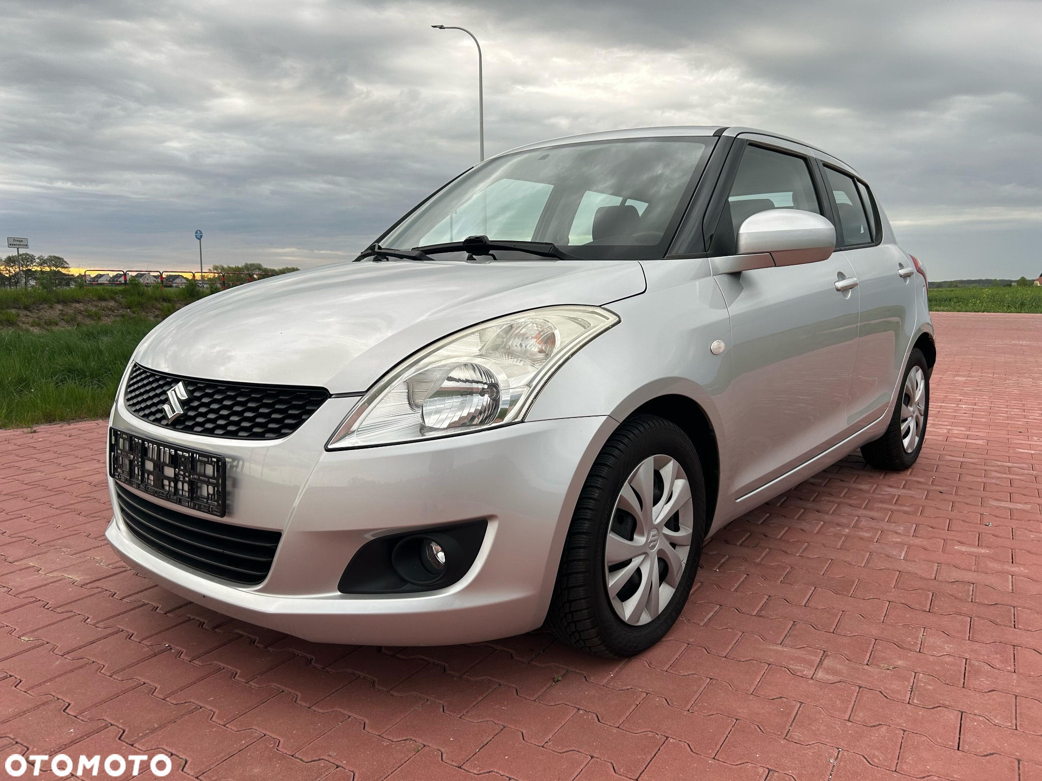 Suzuki Swift - 3
