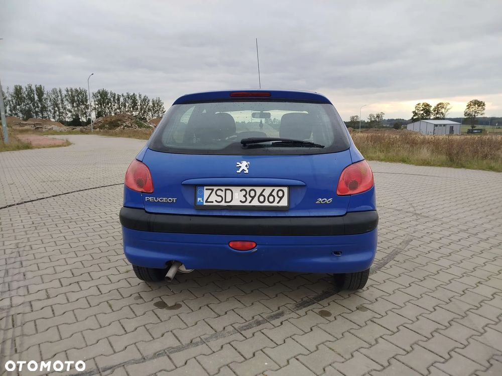Peugeot 206 1.1 Color-Line - 10