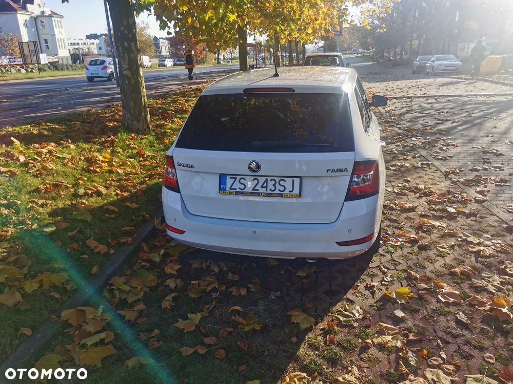 Skoda Fabia 1.0 Ambition - 5
