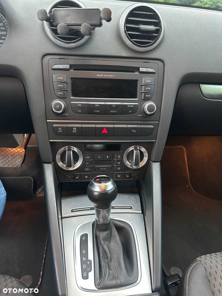 Audi A3 Sportback - 8