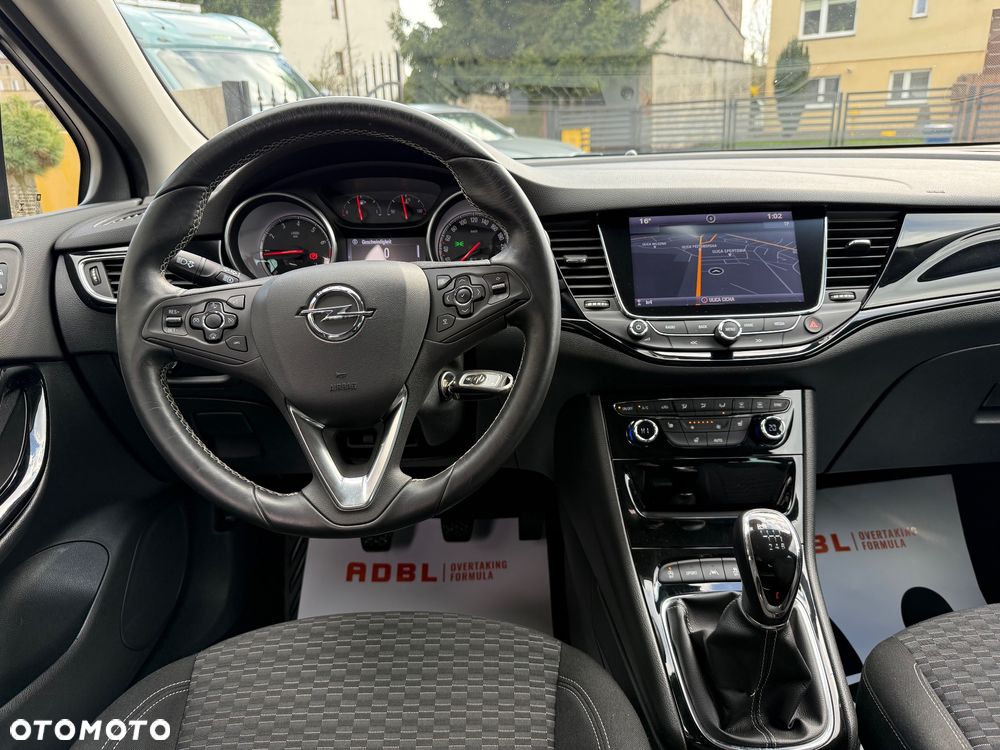 Opel Astra 1.4 Turbo Innovation - 14