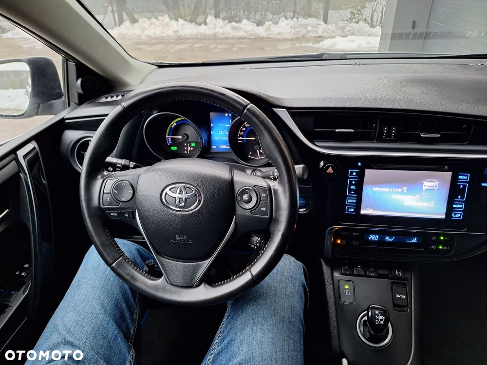 Toyota Auris - 13