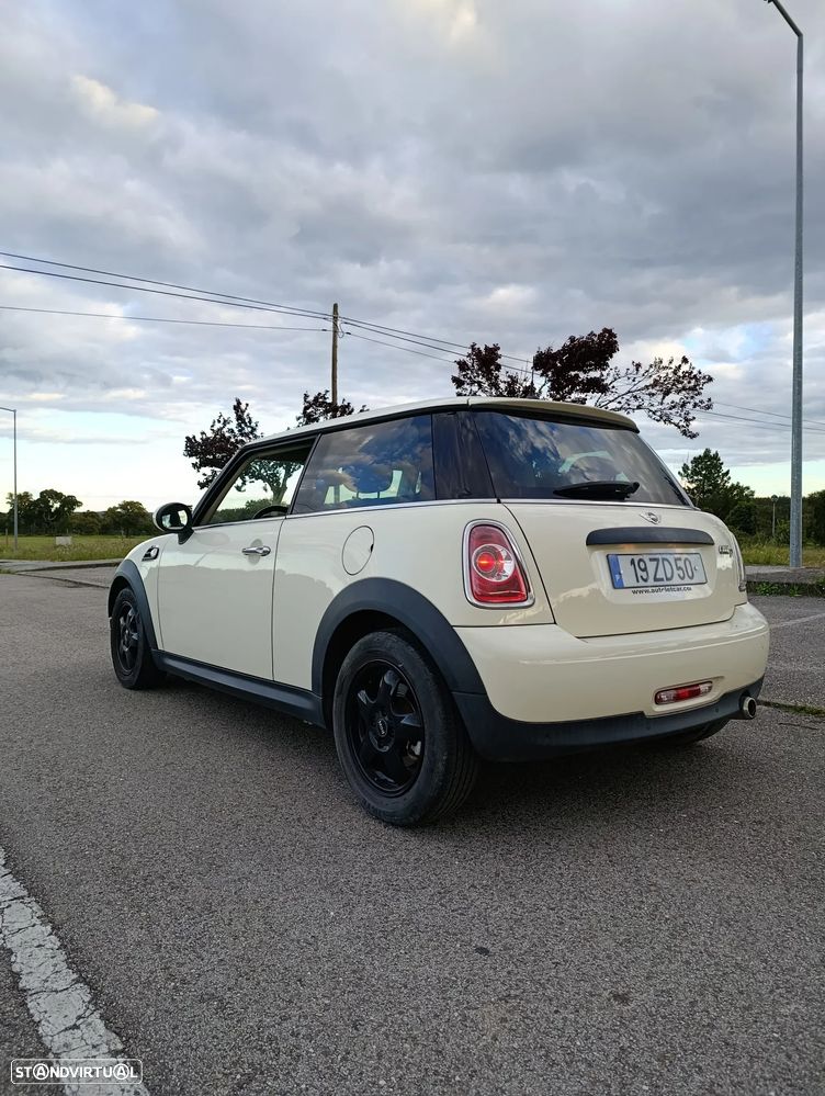 MINI Coupé Cooper SD - 3