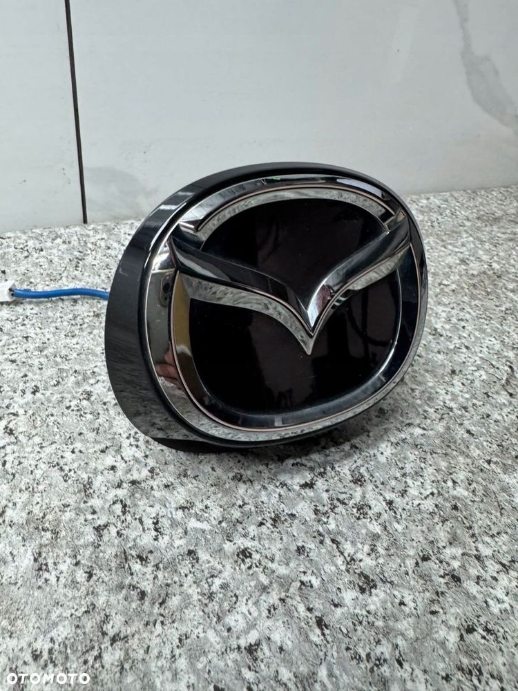 emblemat klapy bagażnika mazda 3 iv bp 2019-2025 - 3