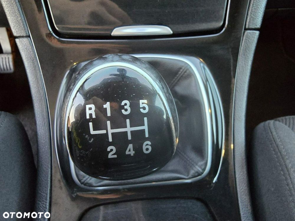Ford S-Max - 22
