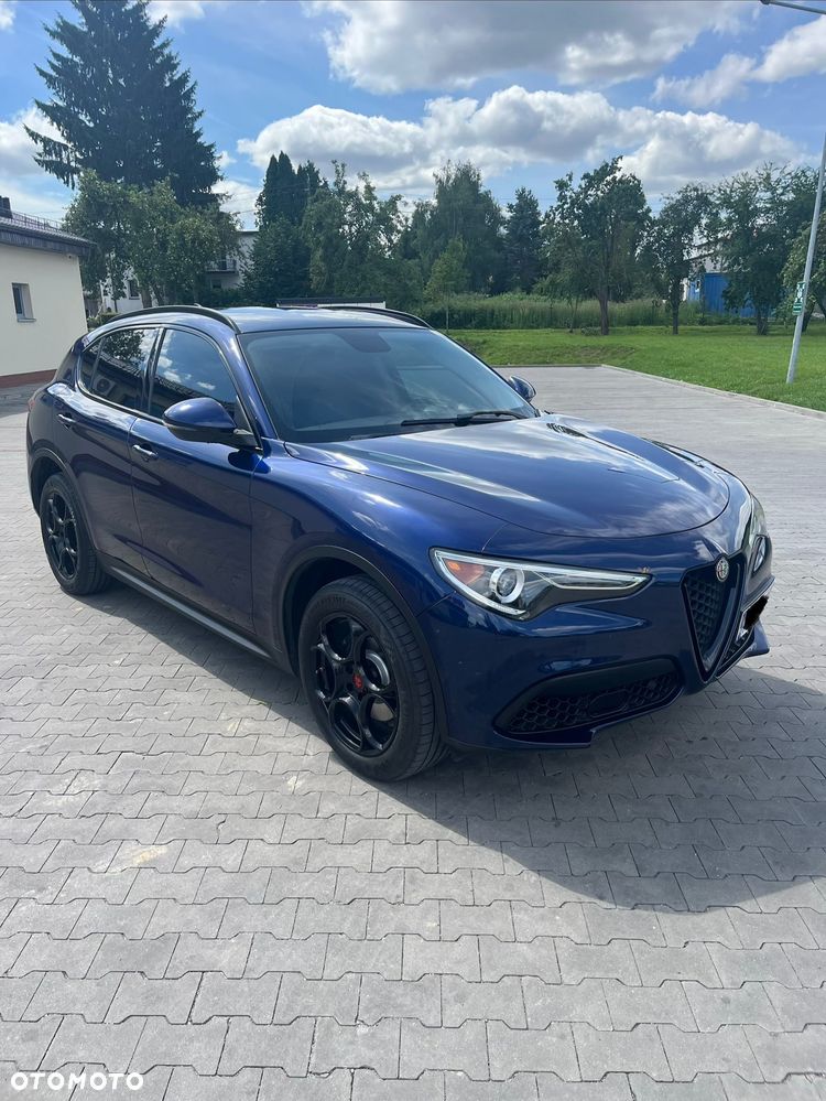 Alfa Romeo Stelvio 2.0 Turbo 16V AT8-Q4 Ti - 10