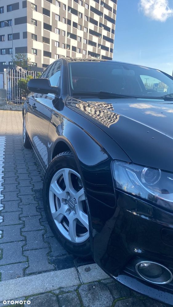 Audi A4 Limousine - 3