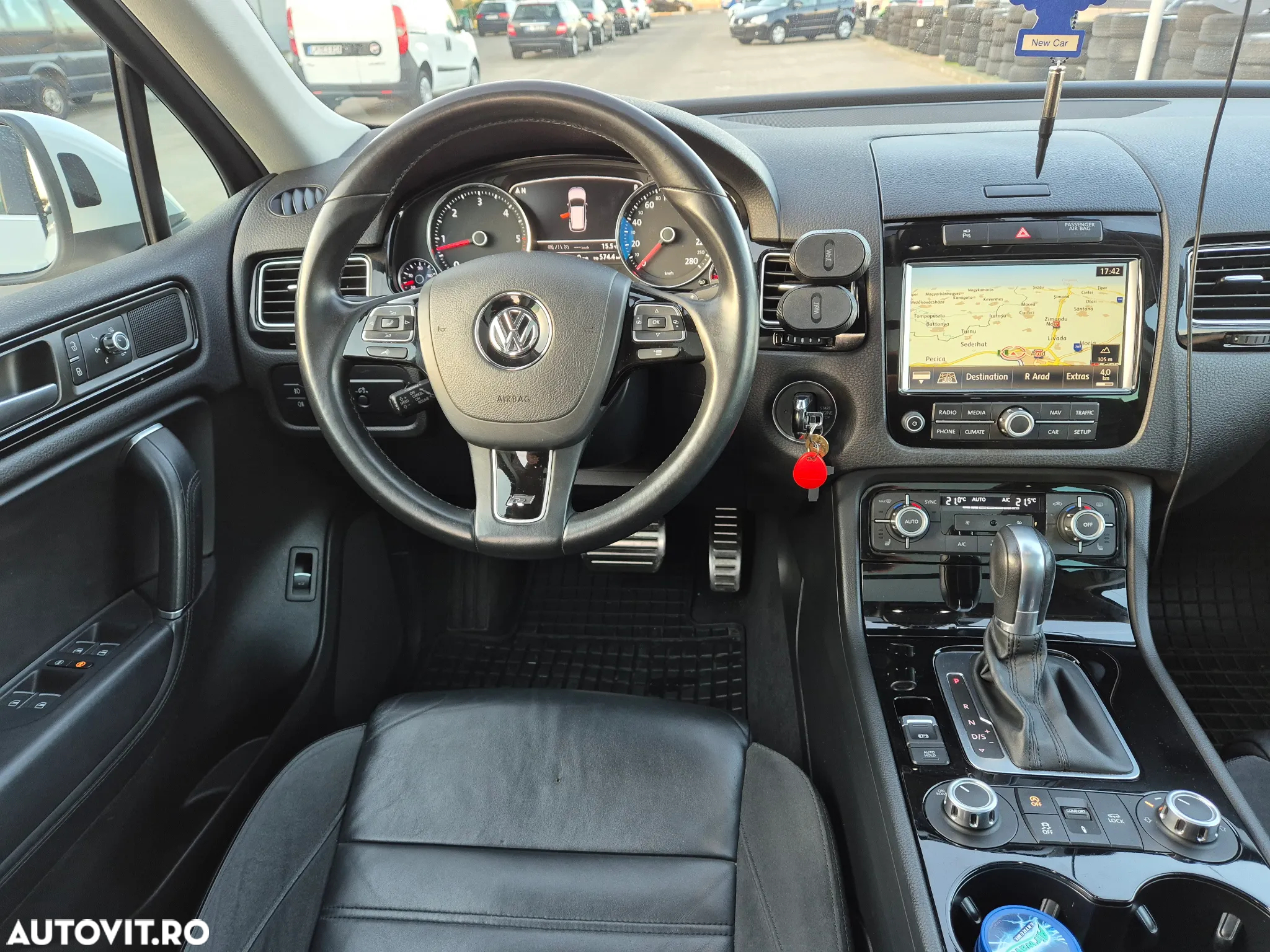 Volkswagen Touareg 3.0 V6 TDI 4Motion DPF Automatik - 6