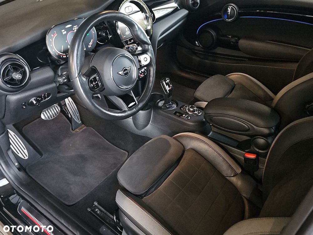 MINI John Cooper Works - 10
