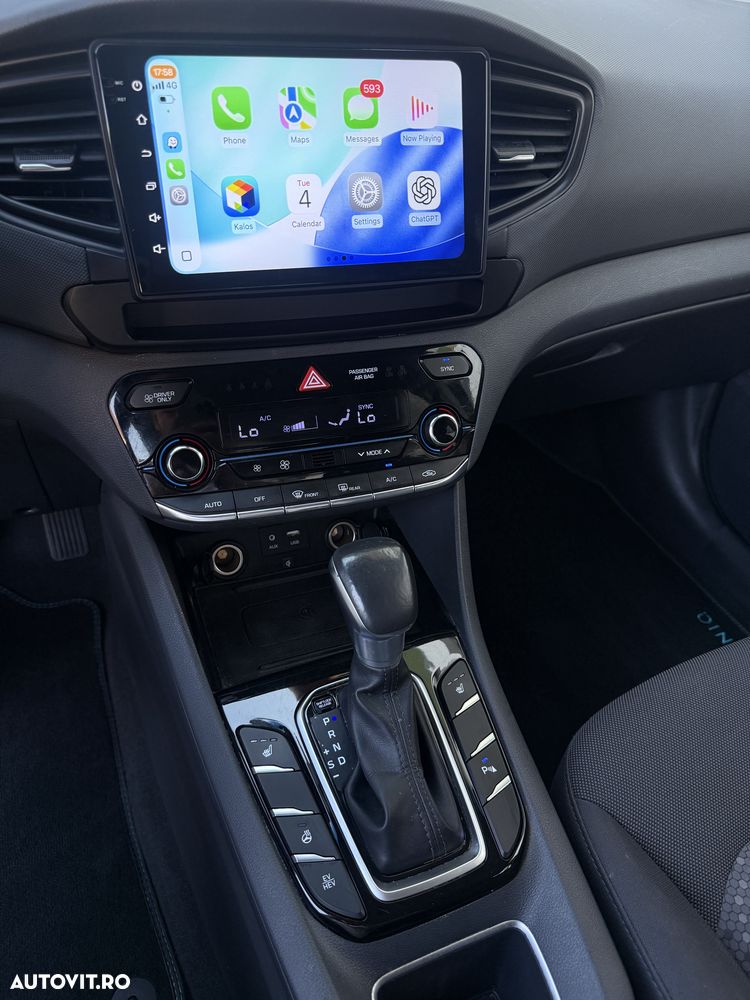 Hyundai IONIQ - 17