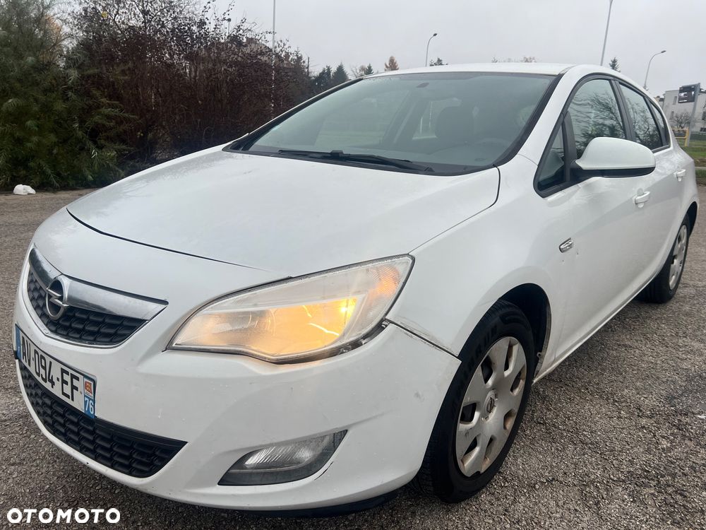 Opel Astra - 2