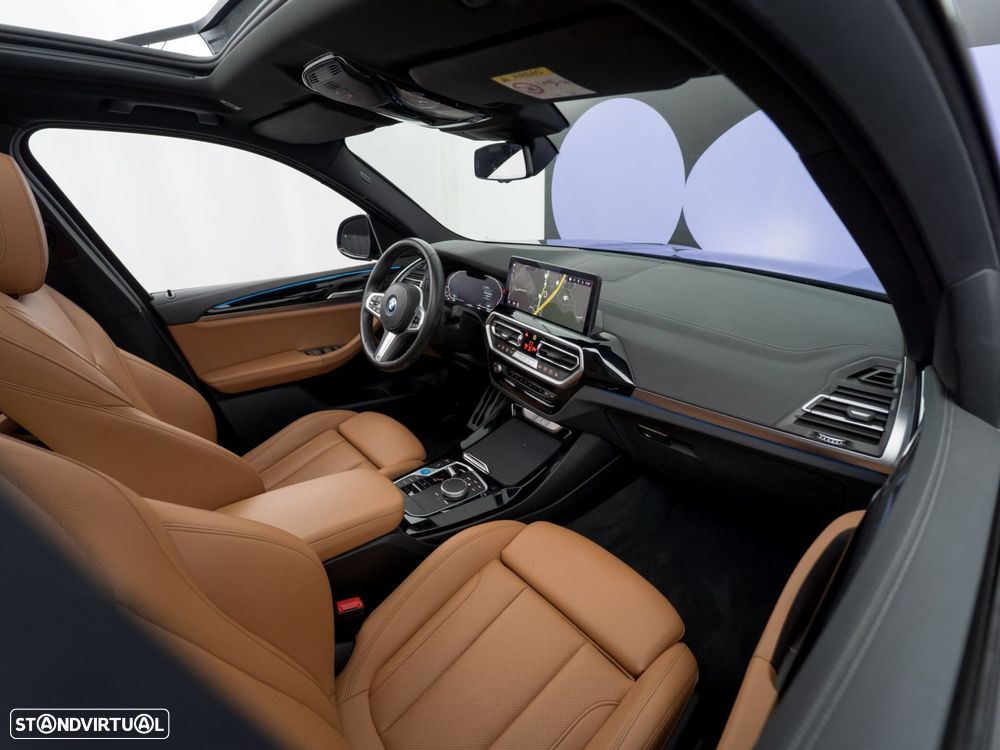 BMW iX3 M Sport Inspiring - 39