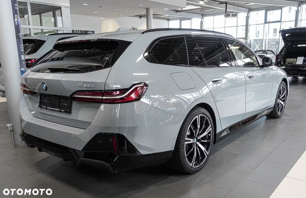 BMW Seria 5 520d mHEV M Sport - 4