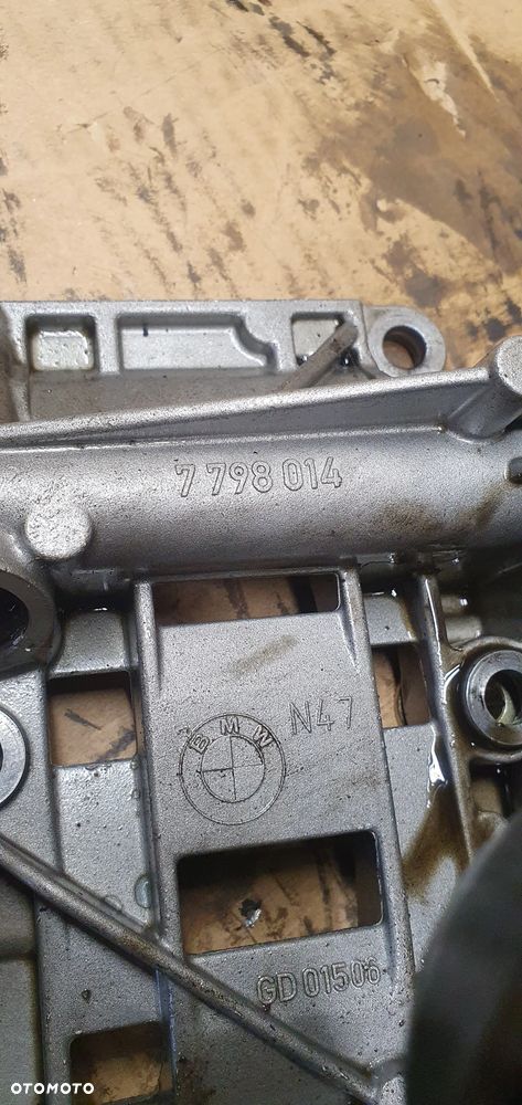 Pompa oleju olejowa smok BMW 1 E87 Lift 2.0D 7798014 - 8