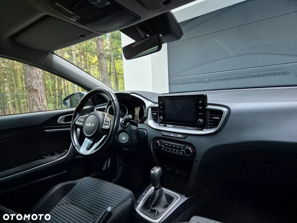 Kia Ceed 1.5 T-GDI M - 9
