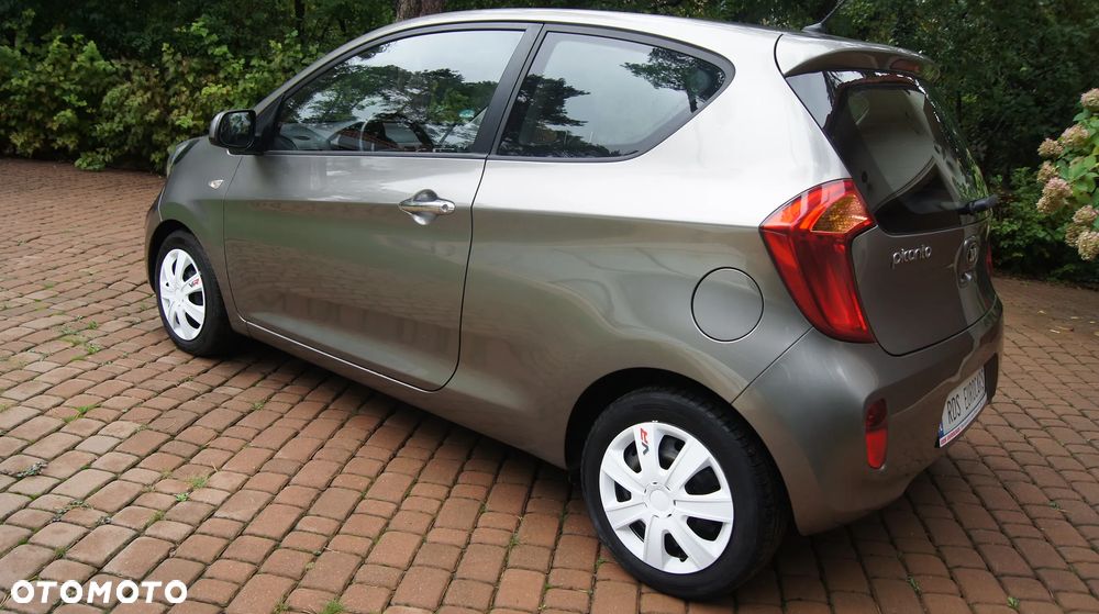 Kia Picanto 1.0 Dream Team Edition - 8