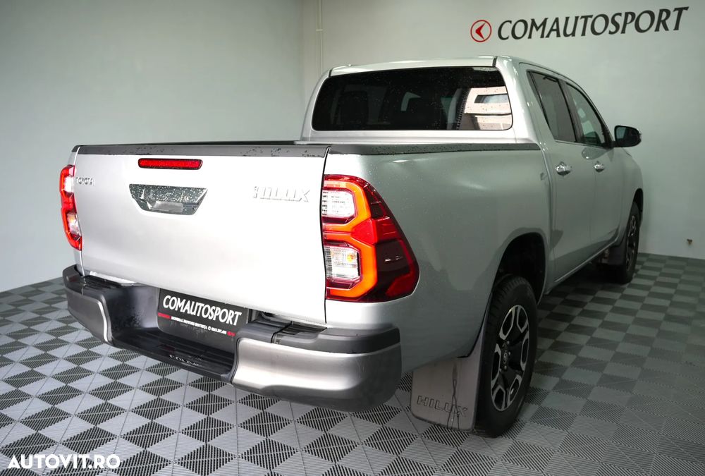 Toyota Hilux 2.4D 150CP 4x4 Double Cab AT Executive - 6