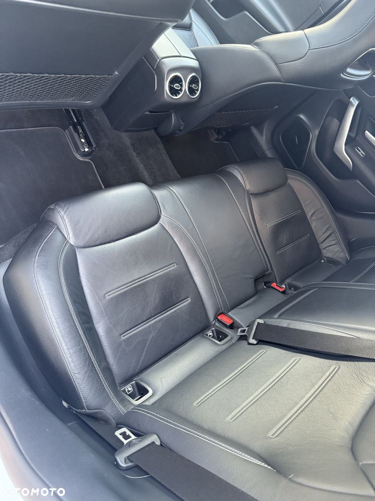 Mercedes-Benz CLA - 8