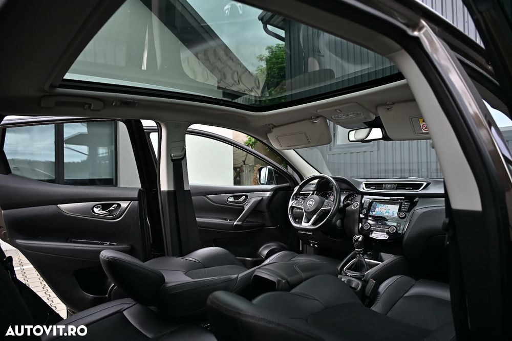 Nissan Qashqai 1.5 DCI TEKNA - 11