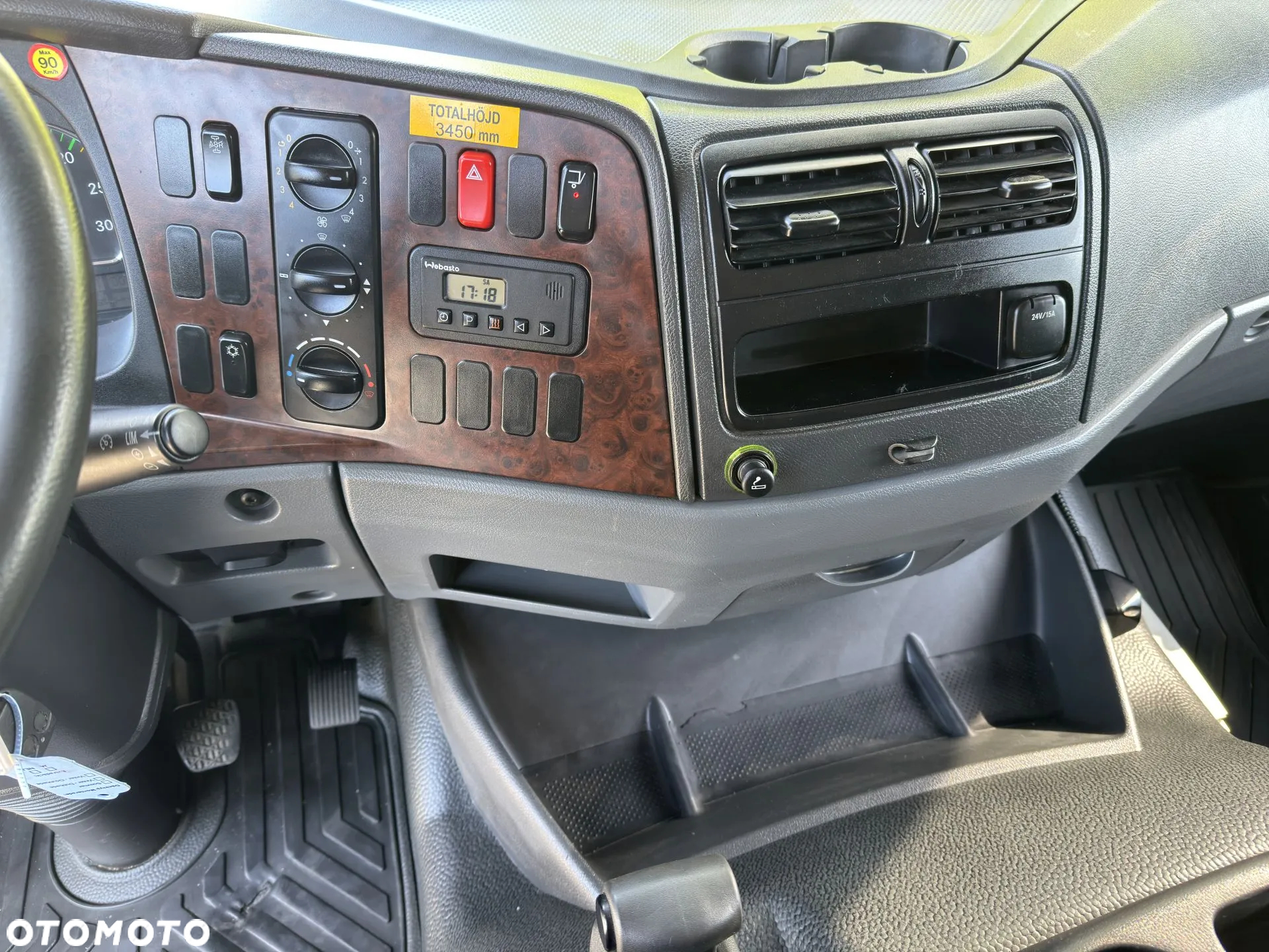 Mercedes-Benz ATEGO 1224 - 26