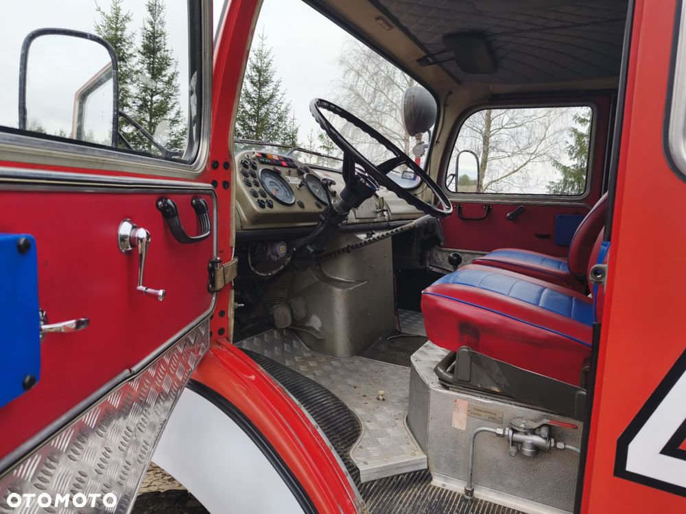 Mercedes-Benz LAF 1113 B - 5