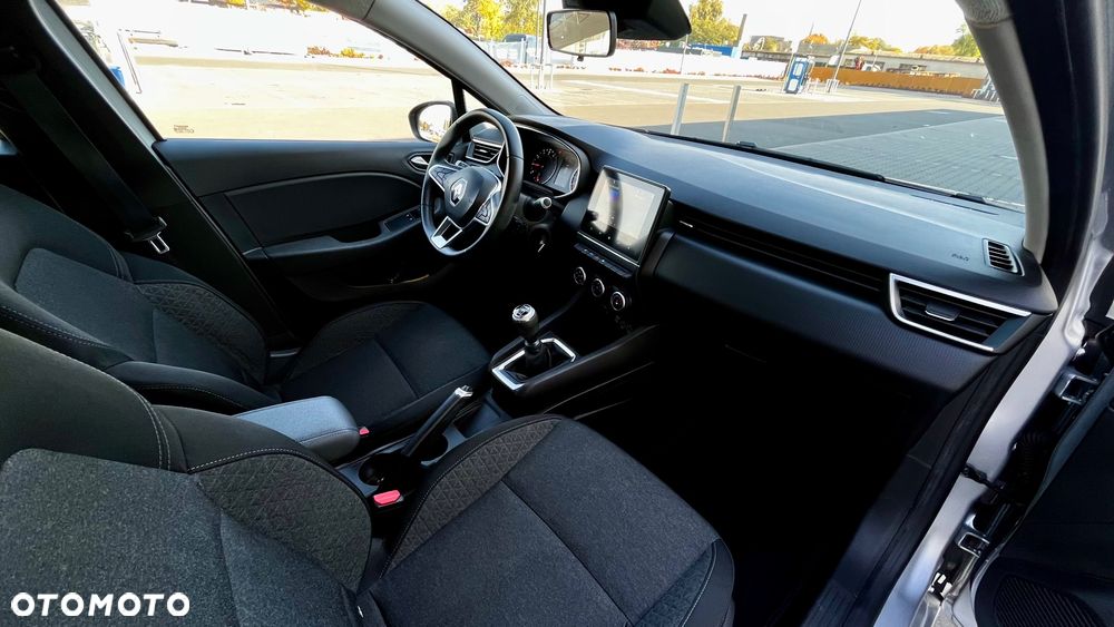 Renault Clio - 20