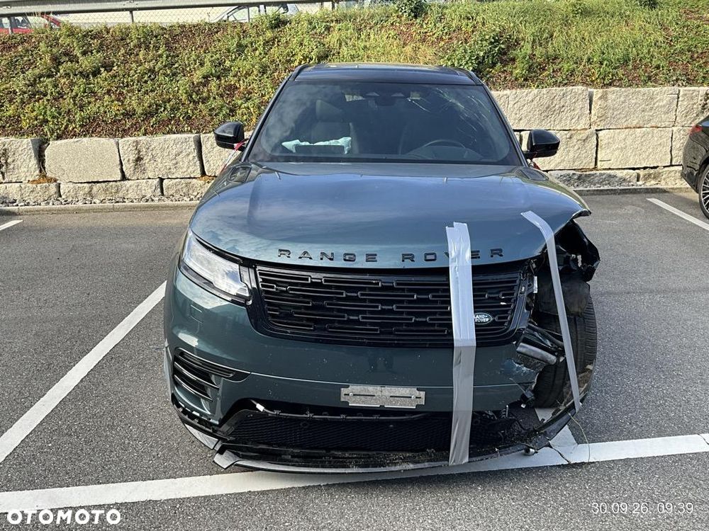 Land Rover Range Rover Velar 2025 photo 3
