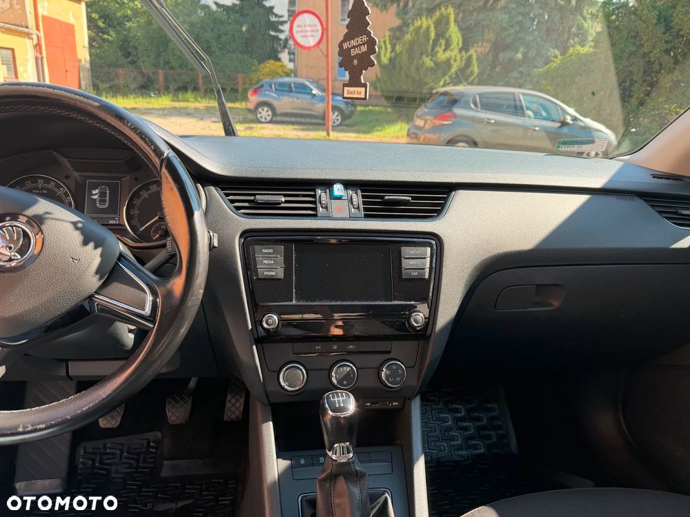 Skoda Octavia 1.6 TDI Active - 10