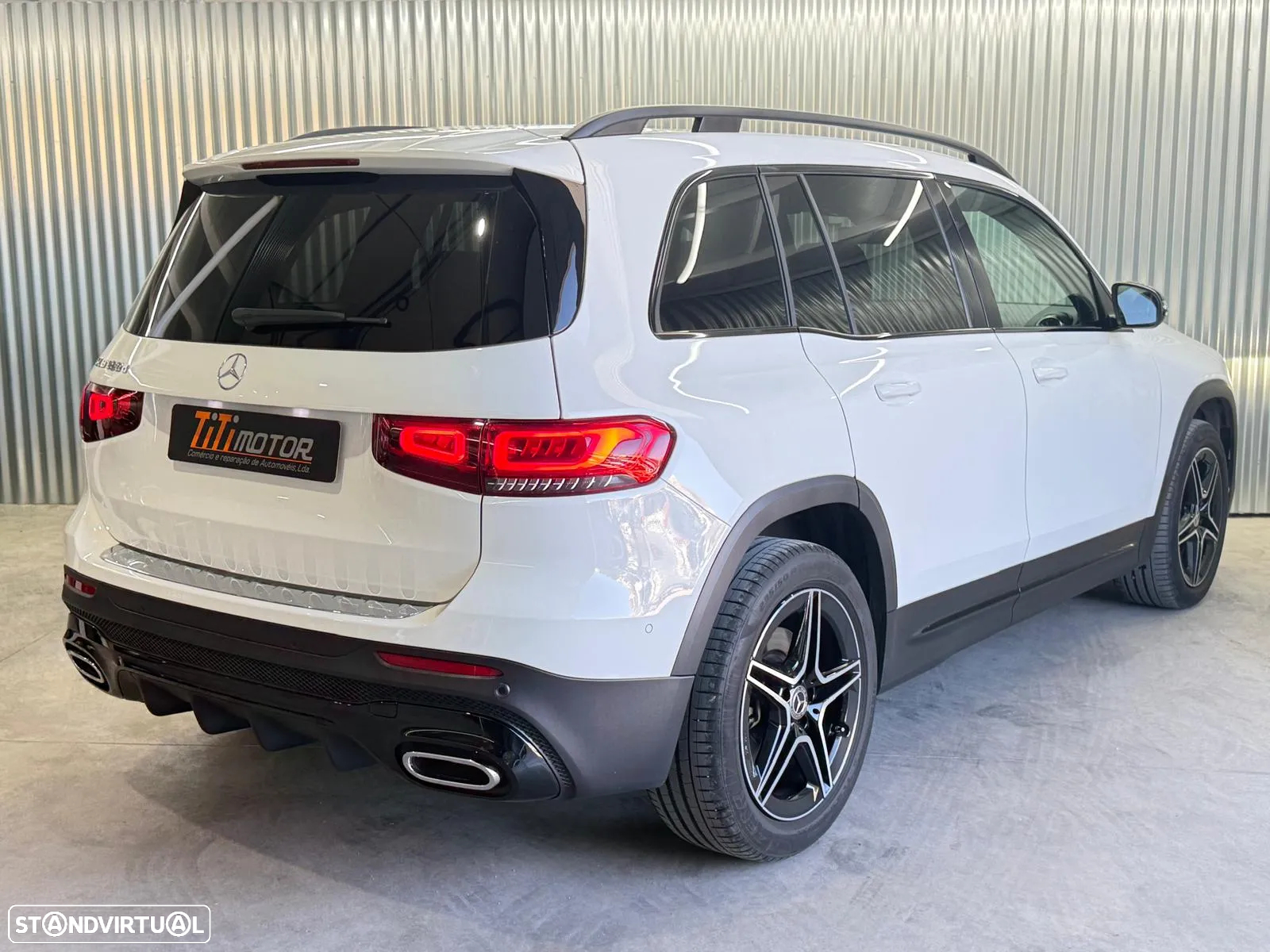 Mercedes-Benz GLB 180 d AMG Line - 4