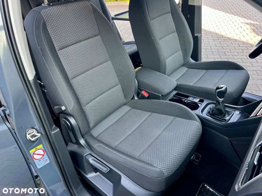 Volkswagen Touran 2.0 TDI BMT SCR Comfortline - 19