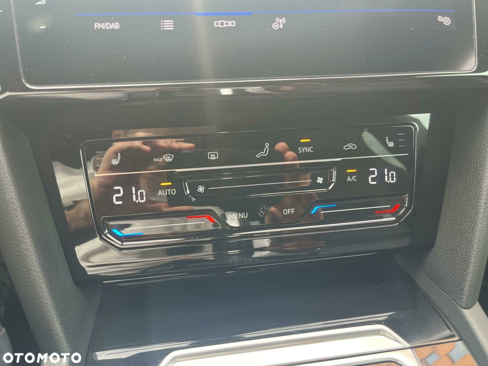 Volkswagen Arteon 2.0 TDI 4Motion R-Line DSG - 25