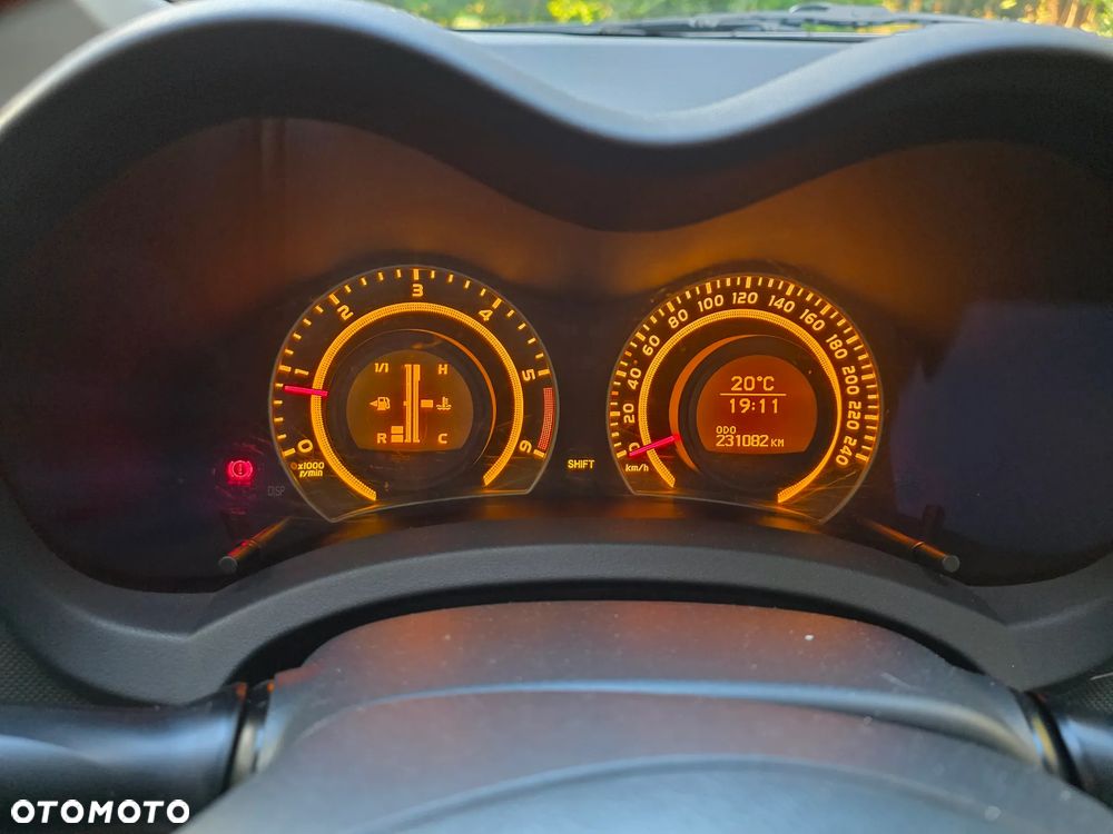 Toyota Auris 2.0 D-4D - 17