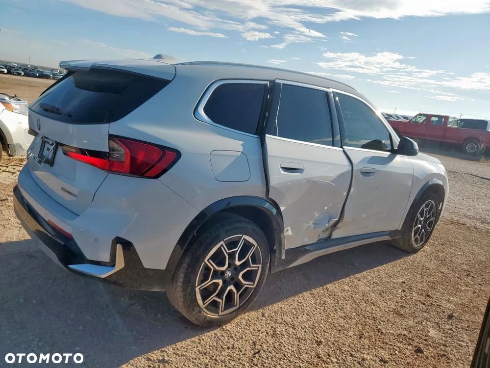 BMW X1 - 4