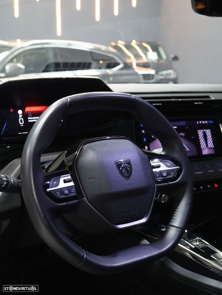 Peugeot 308 1.5 BlueHDi Allure EAT8 - 18