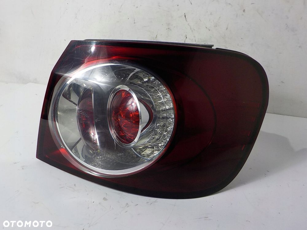 VOLKSWAGEN GOLF V PLUS LIFT LAMPA PRAWA TYŁ TYLNA - 2