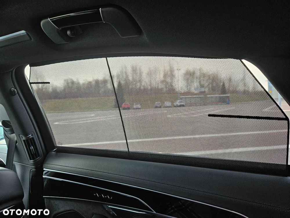 Audi A8 - 27
